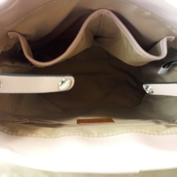 nine west yasmina backpack